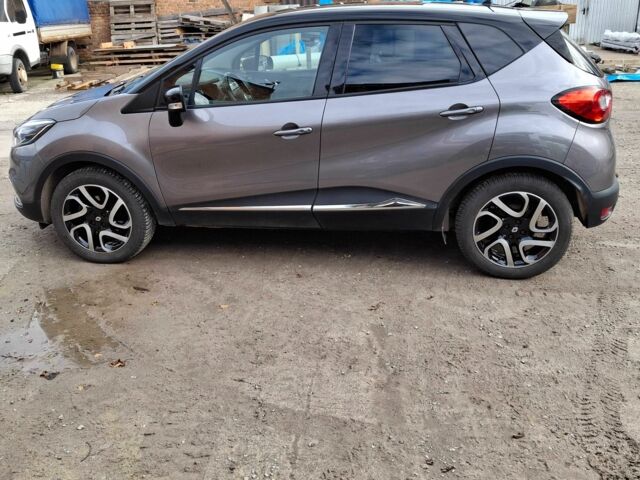 Сірий Рено Каптур, об'ємом двигуна 1.5 л та пробігом 216 тис. км за 12210 $, фото 4 на Automoto.ua