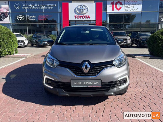 Серый Рено Каптур, объемом двигателя 1.5 л и пробегом 79 тыс. км за 15700 $, фото 4 на Automoto.ua