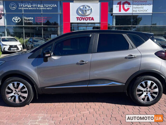 Серый Рено Каптур, объемом двигателя 1.5 л и пробегом 79 тыс. км за 15700 $, фото 2 на Automoto.ua