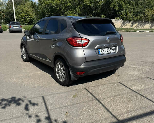 Серый Рено Каптур, объемом двигателя 1.5 л и пробегом 173 тыс. км за 8999 $, фото 1 на Automoto.ua