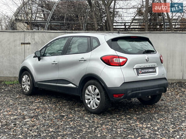 Сірий Рено Каптур, об'ємом двигуна 1.46 л та пробігом 182 тис. км за 10490 $, фото 5 на Automoto.ua