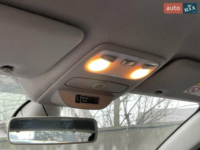 Сірий Рено Каптур, об'ємом двигуна 1.46 л та пробігом 182 тис. км за 10490 $, фото 32 на Automoto.ua