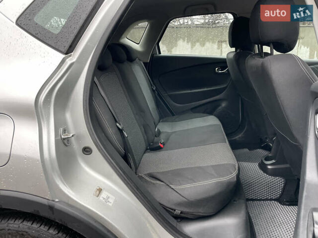 Сірий Рено Каптур, об'ємом двигуна 1.46 л та пробігом 182 тис. км за 10490 $, фото 14 на Automoto.ua