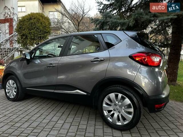 Сірий Рено Каптур, об'ємом двигуна 1.5 л та пробігом 155 тис. км за 11500 $, фото 4 на Automoto.ua