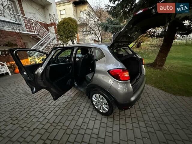 Сірий Рено Каптур, об'ємом двигуна 1.5 л та пробігом 155 тис. км за 11500 $, фото 31 на Automoto.ua