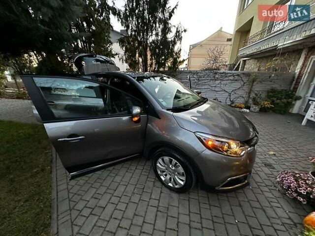 Сірий Рено Каптур, об'ємом двигуна 1.5 л та пробігом 155 тис. км за 11500 $, фото 29 на Automoto.ua