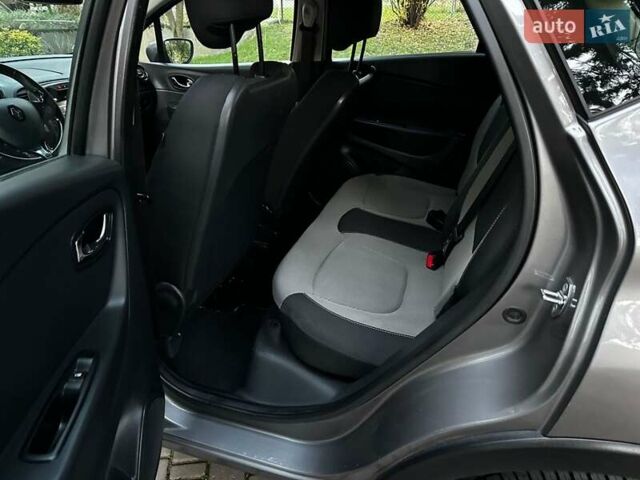 Сірий Рено Каптур, об'ємом двигуна 1.5 л та пробігом 155 тис. км за 11500 $, фото 9 на Automoto.ua