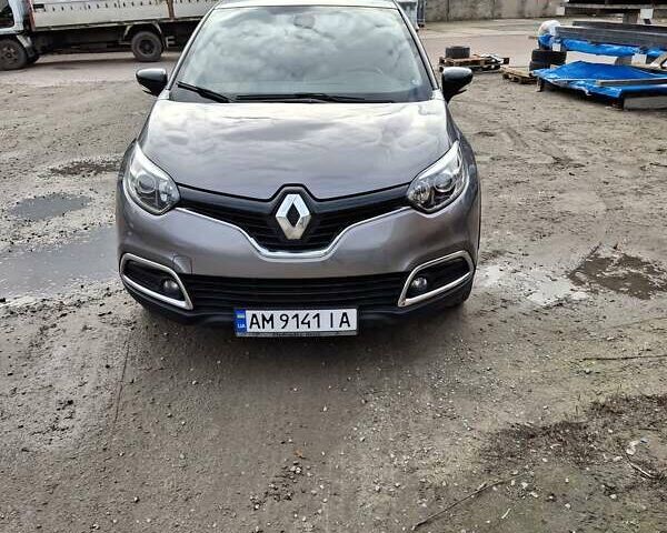Серый Рено Каптур, объемом двигателя 1.5 л и пробегом 216 тыс. км за 12500 $, фото 1 на Automoto.ua