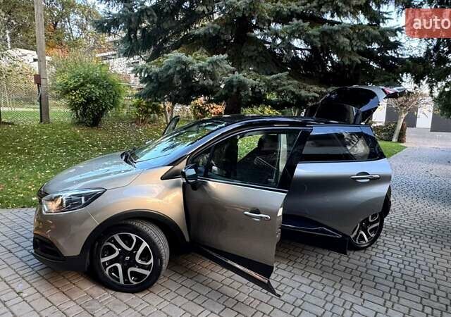 Рено Каптур 2016 в Львове на Automoto.ua Серый Рено Каптур, объемом двигателя 1.2 л и пробегом 80 тыс. км за 10700 $, фото 6 на Automoto.ua