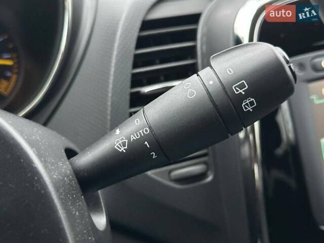 Сірий Рено Каптур, об'ємом двигуна 1.2 л та пробігом 179 тис. км за 11990 $, фото 23 на Automoto.ua