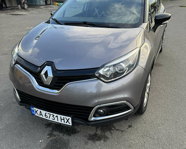 Сірий Рено Каптур, об'ємом двигуна 1.2 л та пробігом 179 тис. км за 11500 $, фото 26 на Automoto.ua