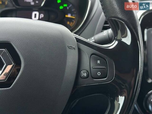 Сірий Рено Каптур, об'ємом двигуна 1.2 л та пробігом 179 тис. км за 11990 $, фото 25 на Automoto.ua
