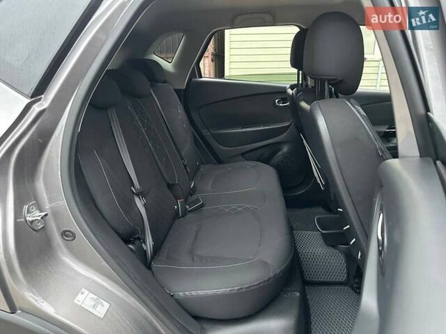 Сірий Рено Каптур, об'ємом двигуна 1.2 л та пробігом 179 тис. км за 11990 $, фото 10 на Automoto.ua