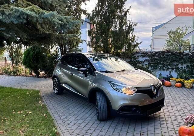 Рено Каптур 2016 в Львове на Automoto.ua Серый Рено Каптур, объемом двигателя 1.2 л и пробегом 80 тыс. км за 10700 $, фото 15 на Automoto.ua