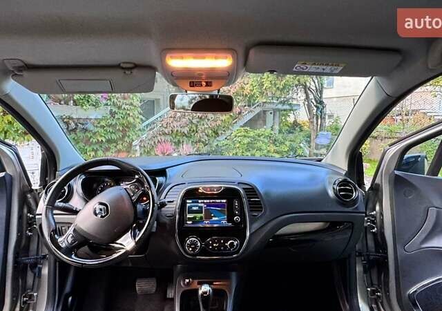Рено Каптур 2016 в Львове на Automoto.ua Серый Рено Каптур, объемом двигателя 1.2 л и пробегом 80 тыс. км за 10700 $, фото 25 на Automoto.ua