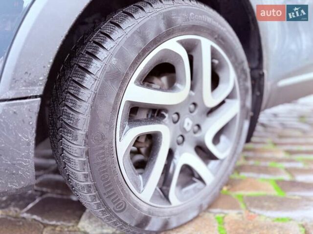 Серый Рено Каптур, объемом двигателя 1.46 л и пробегом 50 тыс. км за 14900 $, фото 17 на Automoto.ua