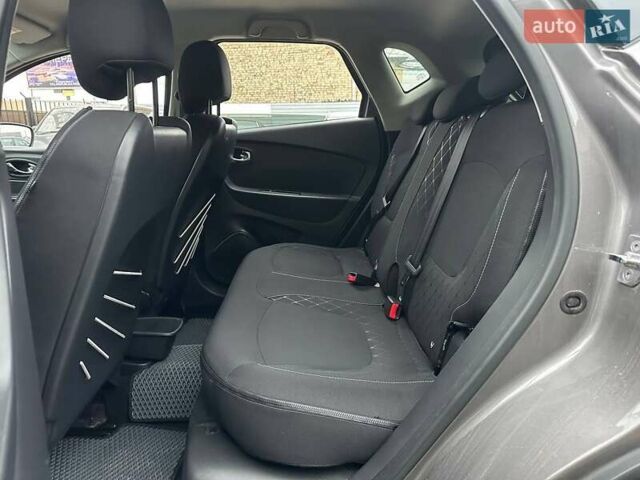 Сірий Рено Каптур, об'ємом двигуна 1.2 л та пробігом 179 тис. км за 11990 $, фото 9 на Automoto.ua