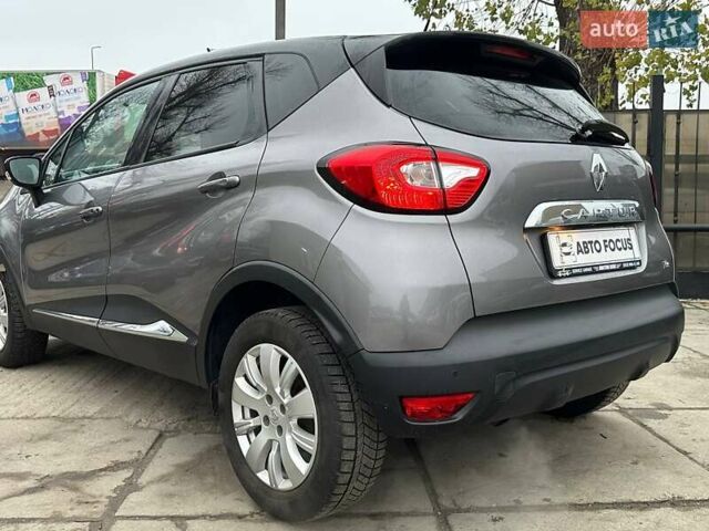 Сірий Рено Каптур, об'ємом двигуна 1.2 л та пробігом 179 тис. км за 11990 $, фото 7 на Automoto.ua