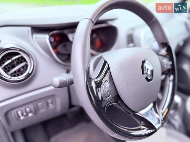 Серый Рено Каптур, объемом двигателя 1.46 л и пробегом 50 тыс. км за 14900 $, фото 10 на Automoto.ua