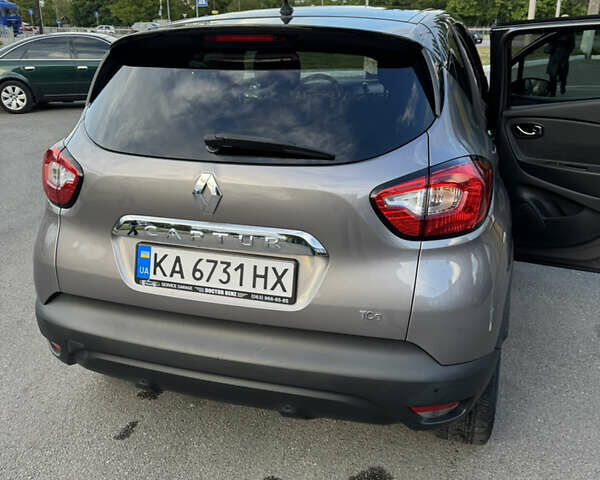 Сірий Рено Каптур, об'ємом двигуна 1.2 л та пробігом 179 тис. км за 11500 $, фото 23 на Automoto.ua
