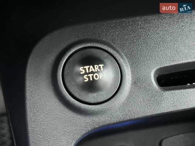 Сірий Рено Каптур, об'ємом двигуна 1.2 л та пробігом 179 тис. км за 11990 $, фото 18 на Automoto.ua