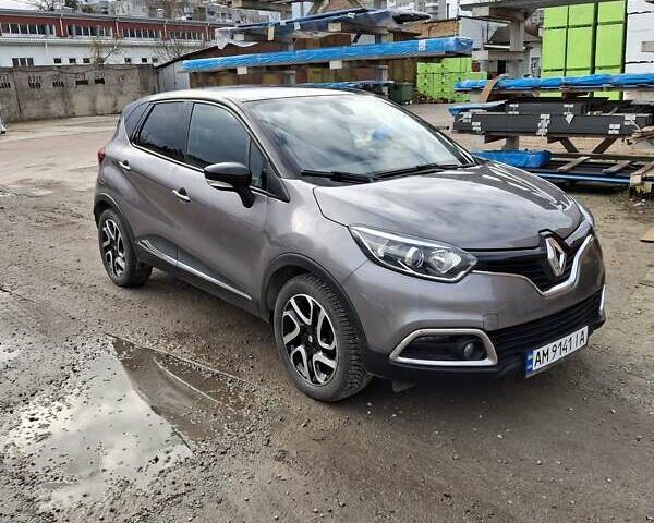 Серый Рено Каптур, объемом двигателя 1.5 л и пробегом 216 тыс. км за 12500 $, фото 2 на Automoto.ua