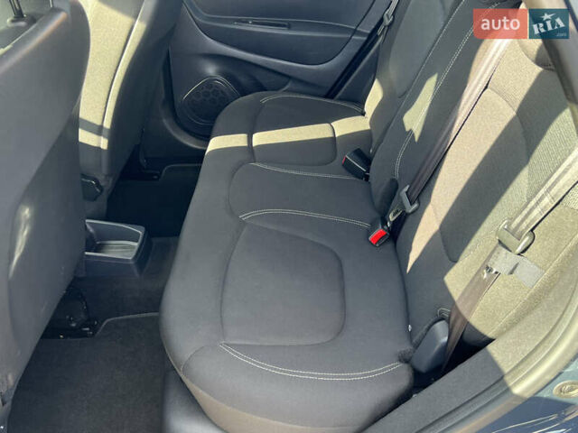 Серый Рено Каптур, объемом двигателя 1.46 л и пробегом 190 тыс. км за 12143 $, фото 17 на Automoto.ua