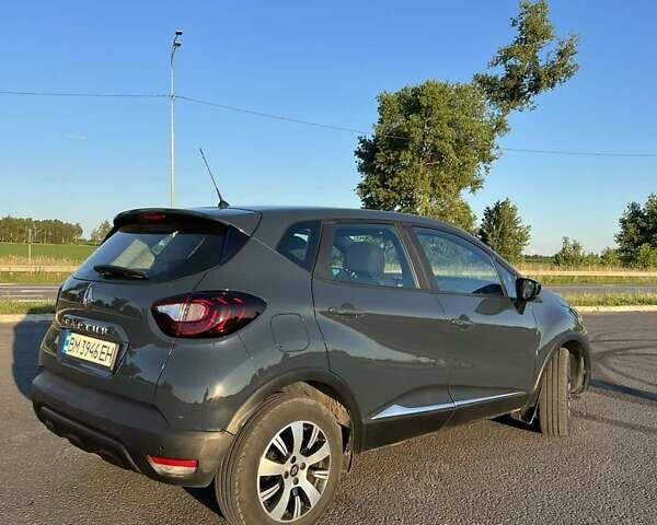 Серый Рено Каптур, объемом двигателя 1.46 л и пробегом 96 тыс. км за 12200 $, фото 4 на Automoto.ua