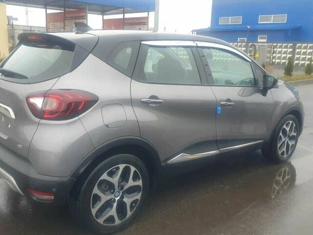 Серый Рено Каптур, объемом двигателя 1.5 л и пробегом 40 тыс. км за 14500 $, фото 6 на Automoto.ua