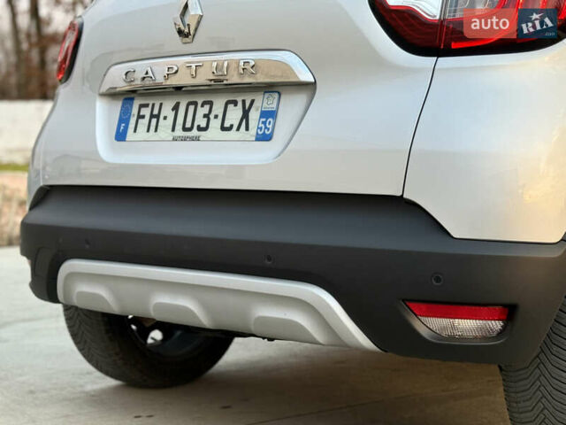 Серый Рено Каптур, объемом двигателя 0 л и пробегом 114 тыс. км за 8599 $, фото 14 на Automoto.ua