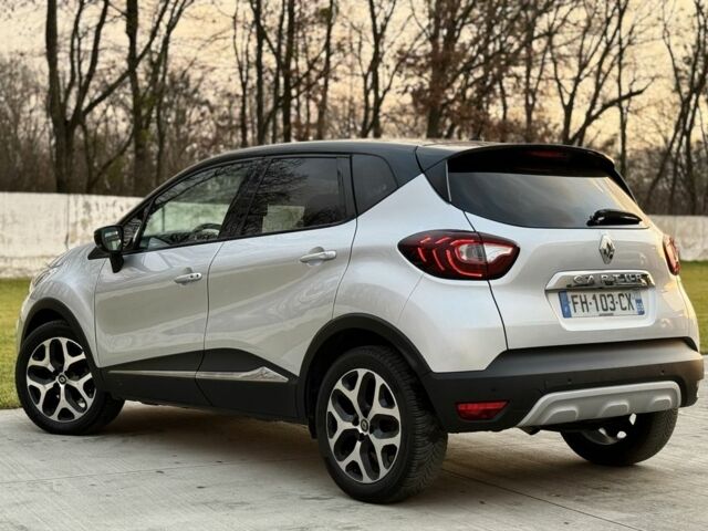 Сірий Рено Каптур, об'ємом двигуна 0 л та пробігом 114 тис. км за 8599 $, фото 2 на Automoto.ua