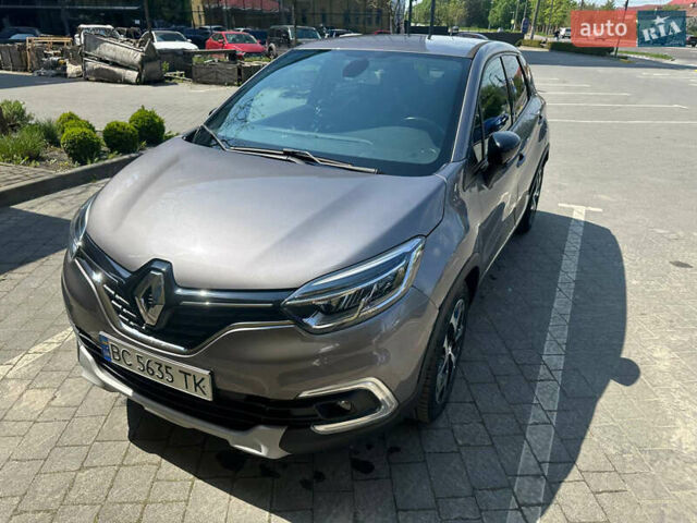 Серый Рено Каптур, объемом двигателя 1 л и пробегом 179 тыс. км за 11000 $, фото 22 на Automoto.ua