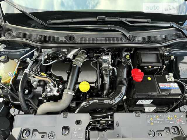 Серый Рено Каптур, объемом двигателя 1.5 л и пробегом 37 тыс. км за 15999 $, фото 94 на Automoto.ua