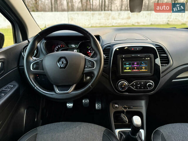 Серый Рено Каптур, объемом двигателя 0 л и пробегом 114 тыс. км за 8599 $, фото 32 на Automoto.ua