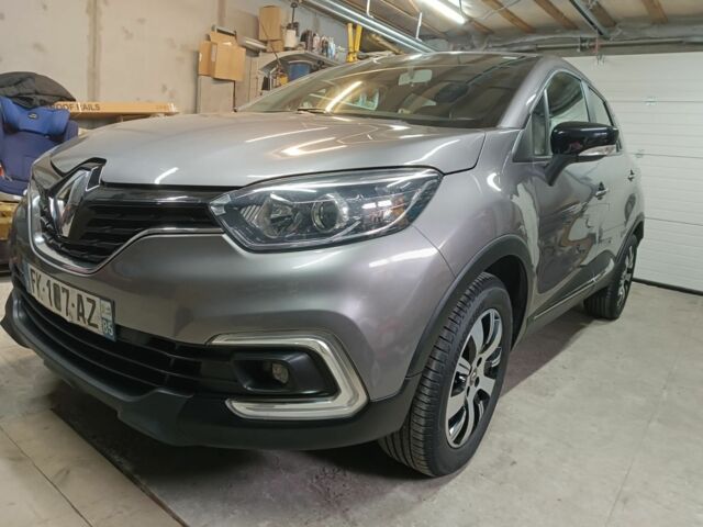 Серый Рено Каптур, объемом двигателя 1.5 л и пробегом 140 тыс. км за 13700 $, фото 5 на Automoto.ua