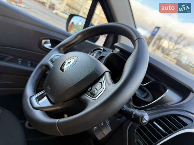 Серый Рено Каптур, объемом двигателя 1.5 л и пробегом 141 тыс. км за 14399 $, фото 58 на Automoto.ua