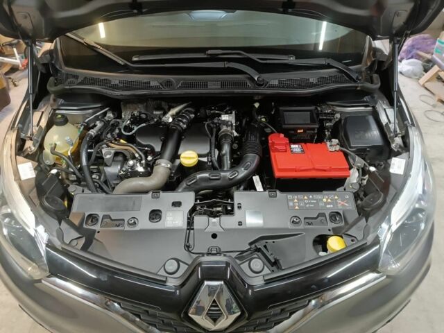 Серый Рено Каптур, объемом двигателя 1.5 л и пробегом 140 тыс. км за 13700 $, фото 10 на Automoto.ua