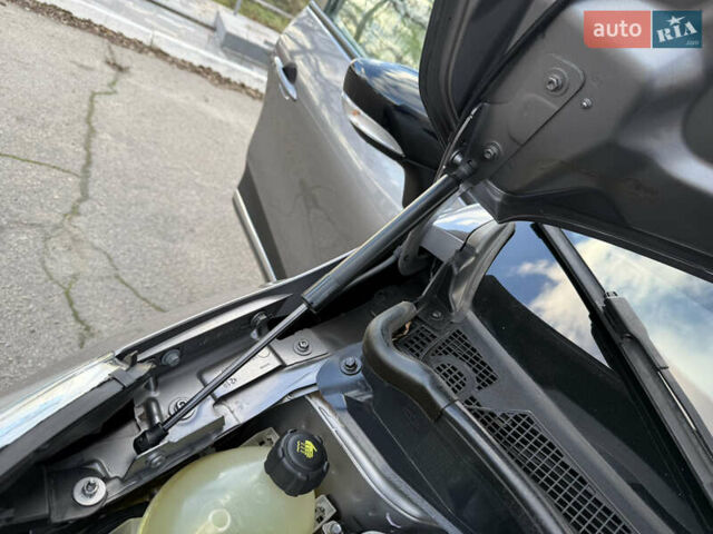 Серый Рено Каптур, объемом двигателя 1.5 л и пробегом 141 тыс. км за 14399 $, фото 102 на Automoto.ua