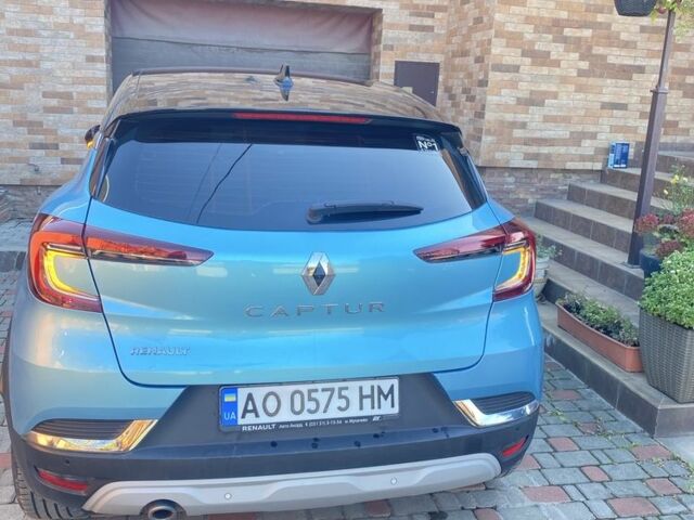 Синий Рено Каптур, объемом двигателя 1.3 л и пробегом 156 тыс. км за 17500 $, фото 2 на Automoto.ua