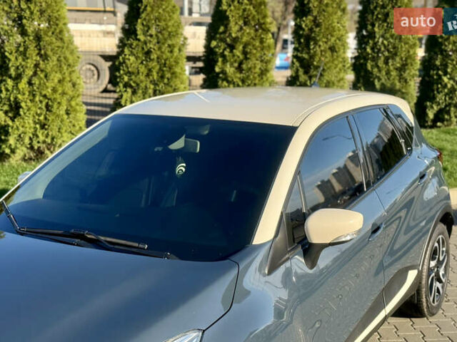 Синий Рено Каптур, объемом двигателя 1.5 л и пробегом 94 тыс. км за 11500 $, фото 5 на Automoto.ua