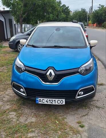 Синій Рено Каптур, об'ємом двигуна 1.2 л та пробігом 98 тис. км за 11350 $, фото 6 на Automoto.ua