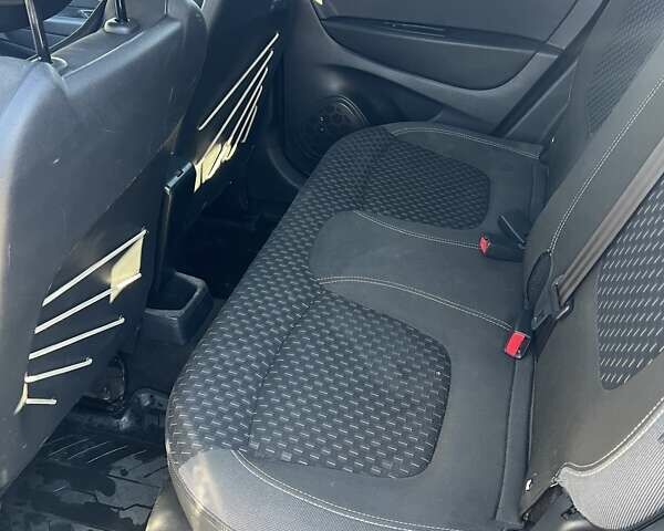 Синій Рено Каптур, об'ємом двигуна 1.46 л та пробігом 120 тис. км за 14700 $, фото 5 на Automoto.ua