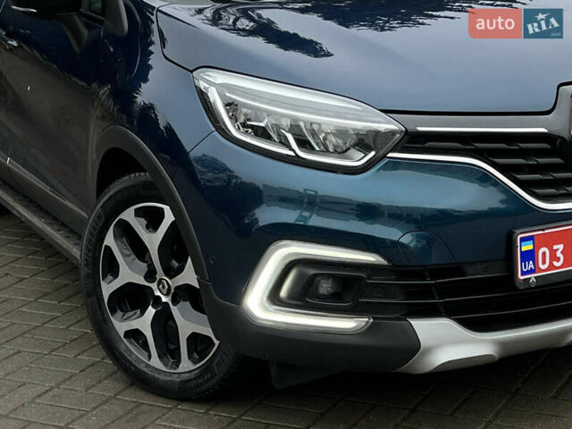 Синий Рено Каптур, объемом двигателя 1.5 л и пробегом 130 тыс. км за 15150 $, фото 13 на Automoto.ua