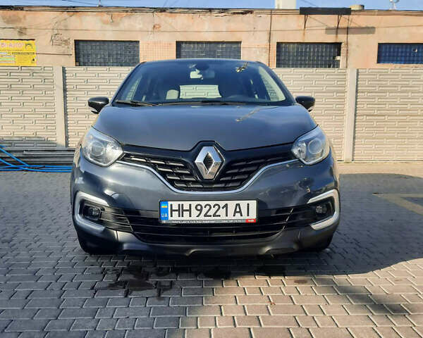 Синий Рено Каптур, объемом двигателя 1.5 л и пробегом 126 тыс. км за 14500 $, фото 1 на Automoto.ua