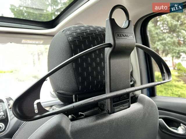 Синий Рено Каптур, объемом двигателя 1.5 л и пробегом 130 тыс. км за 15150 $, фото 62 на Automoto.ua