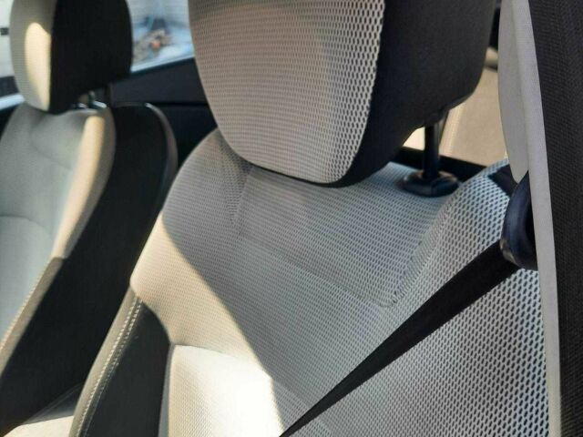 Синий Рено Каптур, объемом двигателя 1.5 л и пробегом 126 тыс. км за 14500 $, фото 18 на Automoto.ua