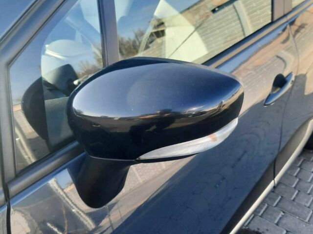 Синий Рено Каптур, объемом двигателя 1.5 л и пробегом 126 тыс. км за 14500 $, фото 5 на Automoto.ua