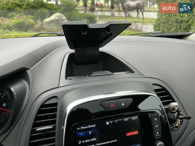 Синий Рено Каптур, объемом двигателя 1.5 л и пробегом 130 тыс. км за 15150 $, фото 68 на Automoto.ua