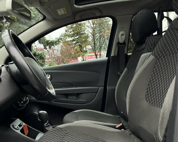 Синий Рено Каптур, объемом двигателя 1.5 л и пробегом 130 тыс. км за 15150 $, фото 70 на Automoto.ua