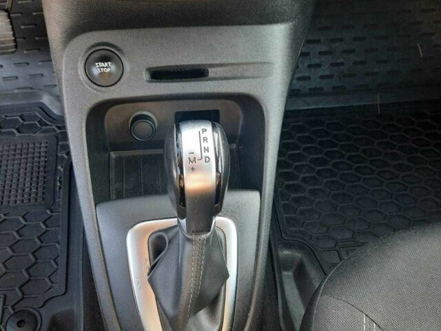 Синий Рено Каптур, объемом двигателя 1.5 л и пробегом 126 тыс. км за 14500 $, фото 9 на Automoto.ua